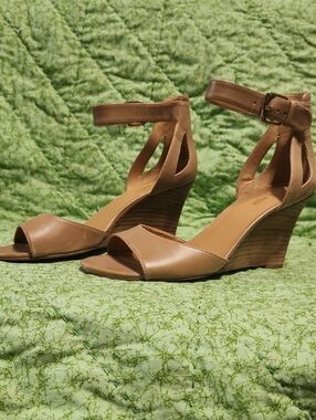 Nine West Tan Ankle-Strap Wedges
